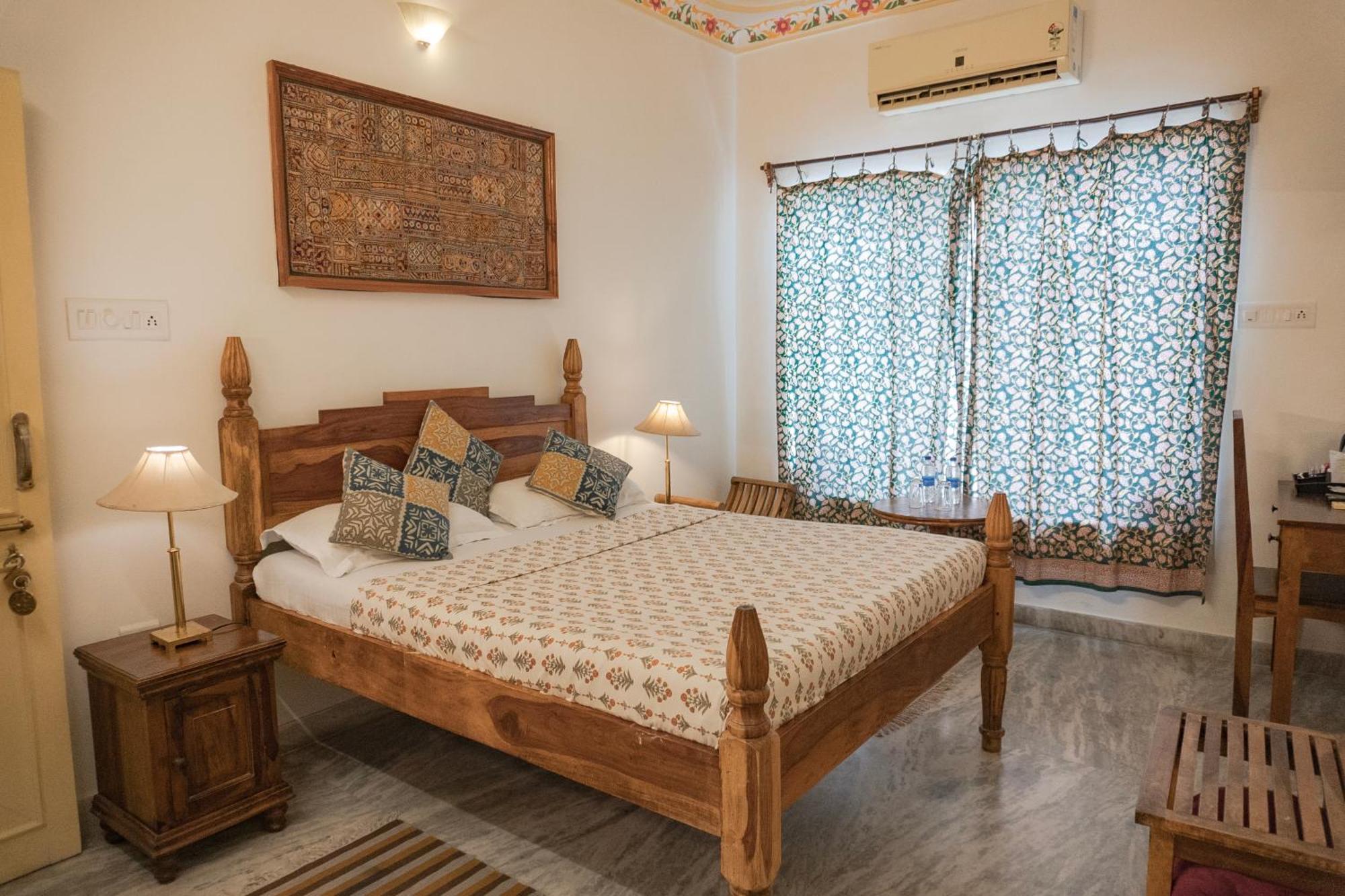 Hotel Pratap Bhawan Udajpur Zewnętrze zdjęcie