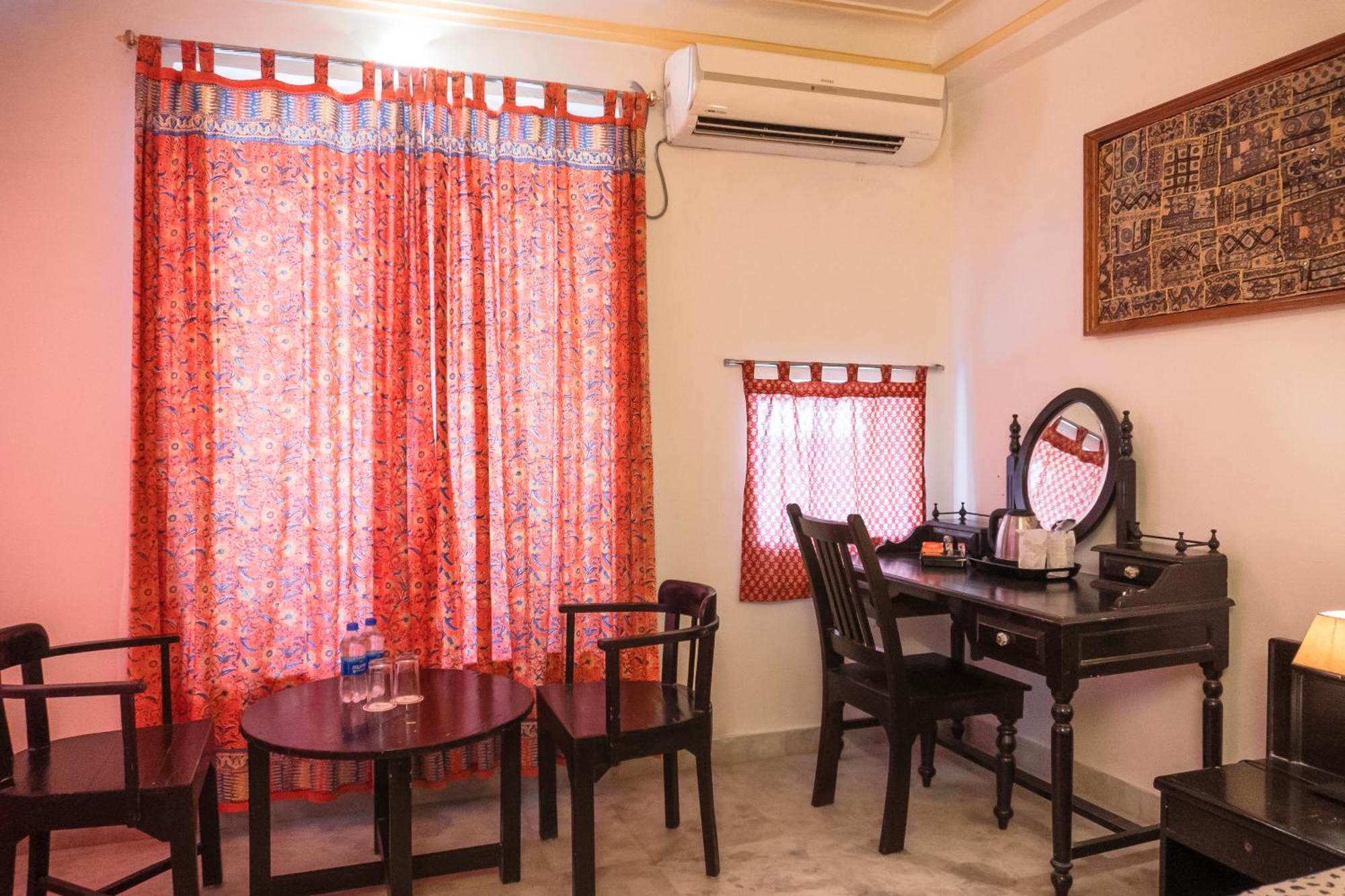 Hotel Pratap Bhawan Udajpur Zewnętrze zdjęcie