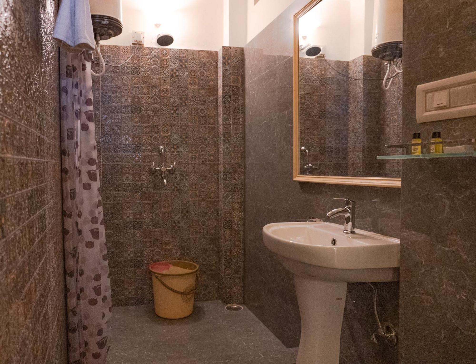 Hotel Pratap Bhawan Udajpur Zewnętrze zdjęcie