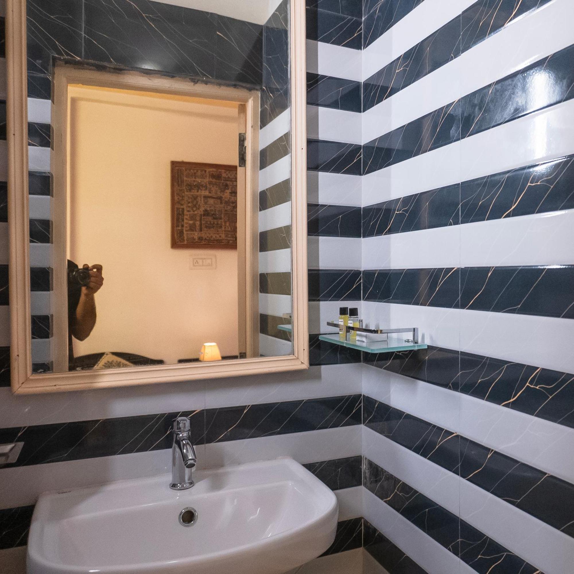 Hotel Pratap Bhawan Udajpur Zewnętrze zdjęcie