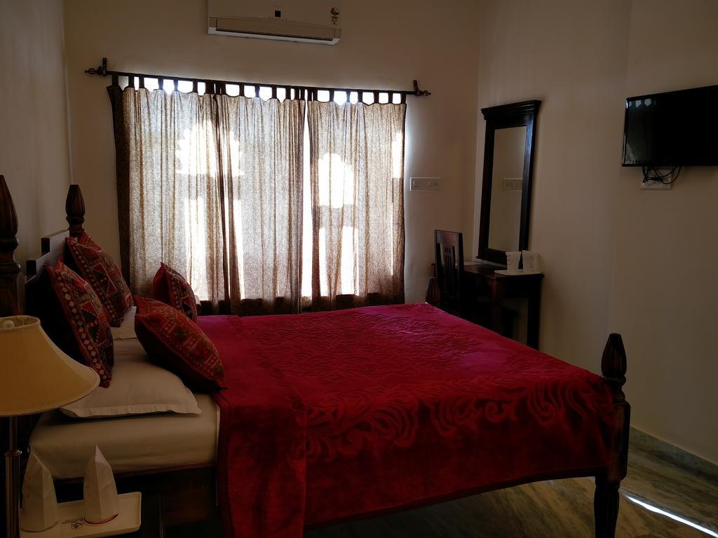 Hotel Pratap Bhawan Udajpur Zewnętrze zdjęcie